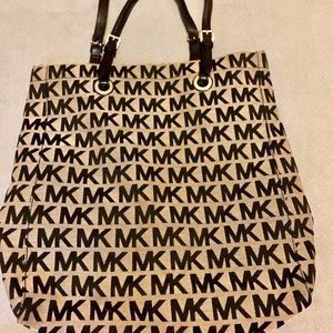 Michael Kors bag